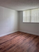 14150 SW 84th St, Unit 303-I in Miami, FL - Building Photo - Building Photo