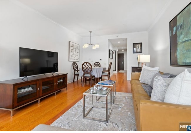 property at 1017 Hudson Park