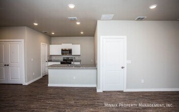 407 E 21st St in Wolfforth, TX - Building Photo - Building Photo