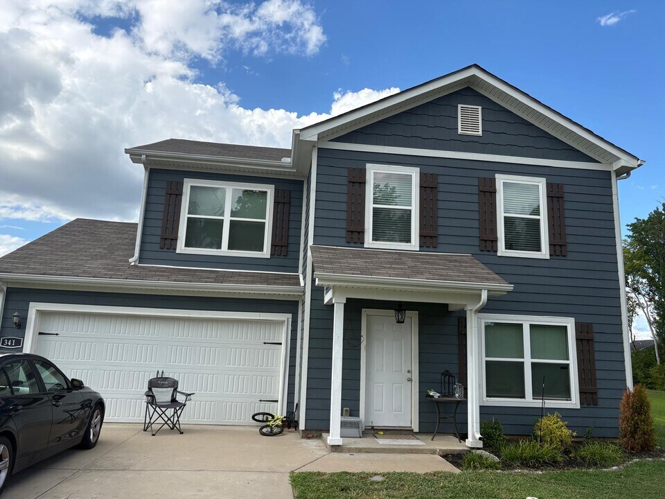3414 Drysdale Dr in Murfreesboro, TN - Building Photo