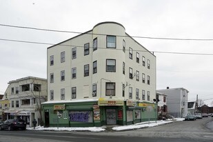358-360 Lowell St in Lawrence, MA - Building Photo