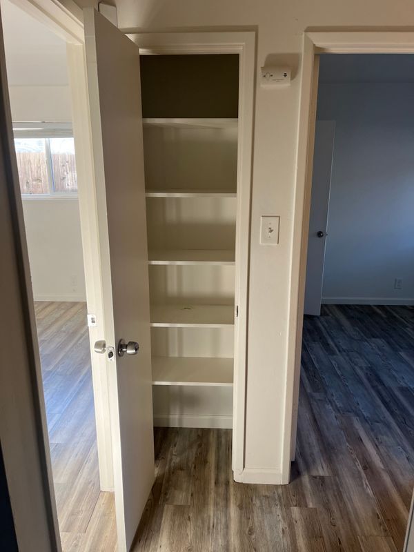 1521 Camden Ct in Santa Rosa, CA - Foto de edificio - Building Photo