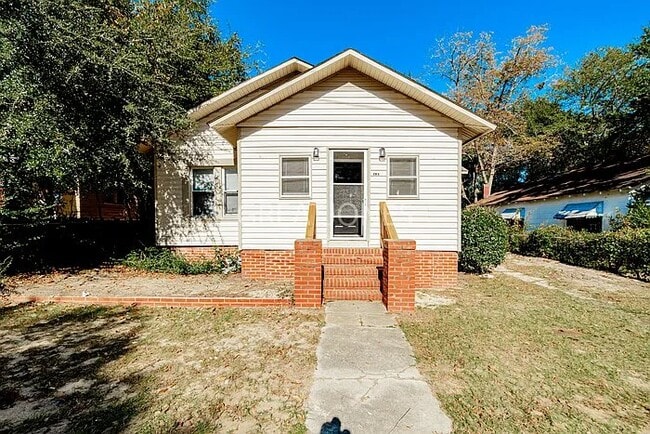 property at 512 Hampton Ave NW