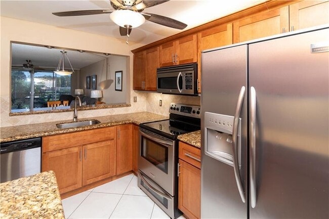 1811 Sabal Palm Dr, Unit 304 in Davie, FL - Building Photo - Building Photo