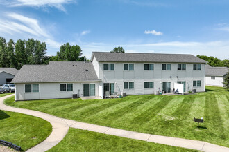 Georgetowne Homes in Rochester, MN - Foto de edificio - Building Photo