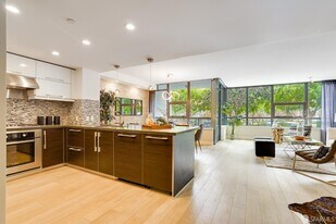 420 Mission Bay Boulevard North in San Francisco, CA - Building Photo