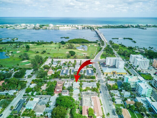 111 N Lakeside Dr in Lake Worth Beach, FL - Building Photo - Building Photo