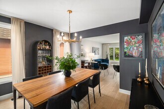 1147 Ste. Therese Ln in Ottawa, ON - Building Photo - Building Photo