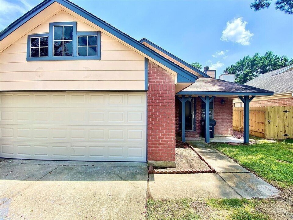 19539 Cypress Moss Dr in Katy, TX - Building Photo