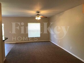 2174 Brubeck Rd in North Port, FL - Building Photo - Building Photo