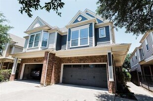 4525 W University Blvd in Dallas, TX - Building Photo