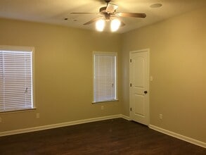 10259 Morning Hill Dr in Cordova, TN - Building Photo - Building Photo