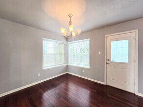 5823 Timber Star in San Antonio, TX - Building Photo - Building Photo