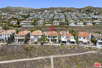 16648 Cll Arbolada in Los Angeles, CA - Building Photo - Building Photo