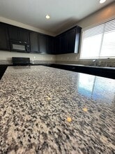 4717 Dartmoor Dr in Fairfield, CA - Building Photo - Building Photo