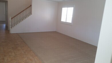 31990 Oregon Ln in Temecula, CA - Building Photo - Building Photo