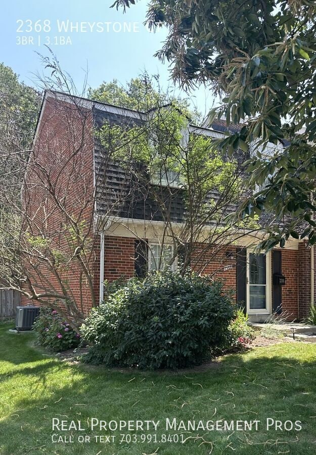 property at 2368 Wheystone Ct