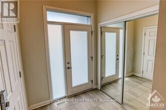 129 Natare Pl in Ottawa, ON - Building Photo - Building Photo