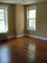 194 St Paul St in Brookline, MA - Building Photo - Building Photo