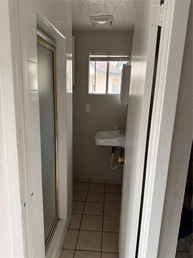 1611 Common St in Houston, TX - Building Photo - Building Photo