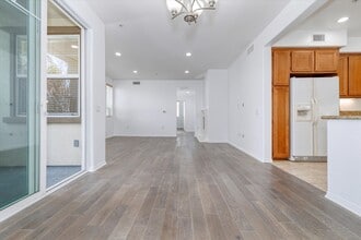 1544 Windshore Way in Oxnard, CA - Building Photo - Building Photo