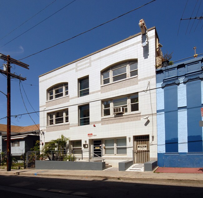 Parker Apartments in Los Angeles, CA - Foto de edificio - Building Photo