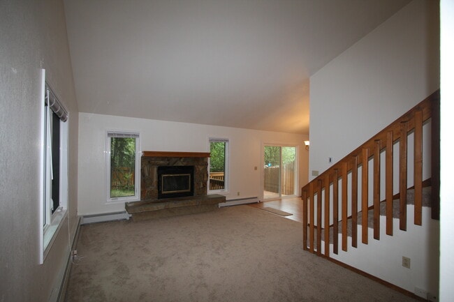 9420 Agattu Cir in Anchorage, AK - Building Photo - Building Photo