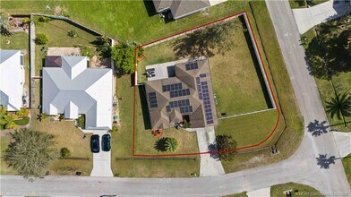1991 SE Dock St in Port St. Lucie, FL - Building Photo - Building Photo
