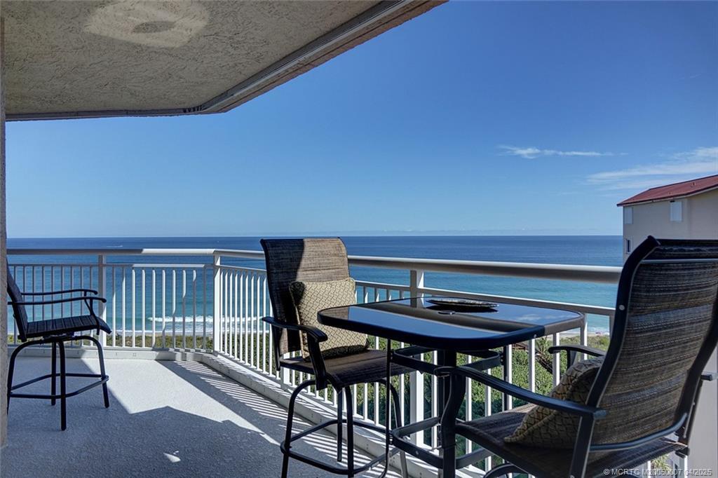 3880 N Hwy A1A in Fort Pierce, FL - Foto de edificio