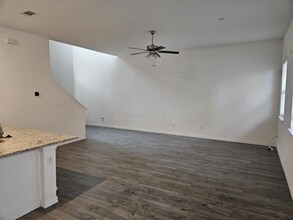 4363 Hebron St in Irving, TX - Building Photo - Building Photo