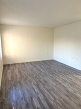 NORTHWOOD MANOR in Pullman, WA - Building Photo - Building Photo