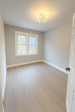 55 Schley St, Unit Apt #1 in Newark, NJ - Building Photo - Building Photo