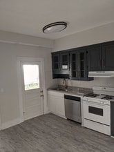 223 N Jefferson St in Staunton, VA - Building Photo - Building Photo
