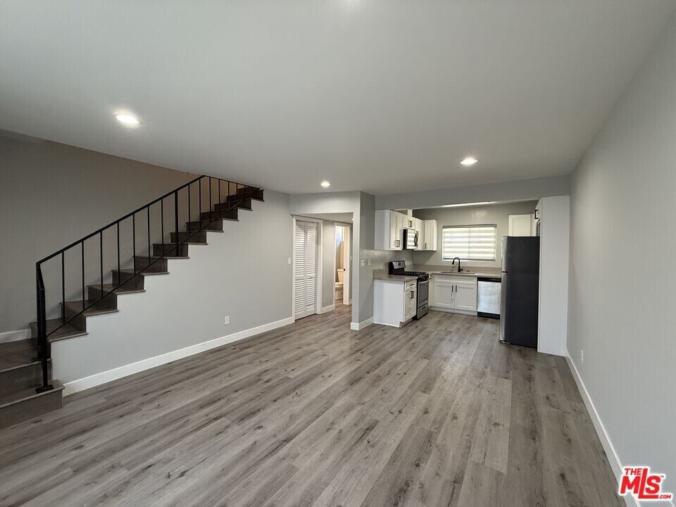 1185 W 22nd St in Los Angeles, CA - Building Photo