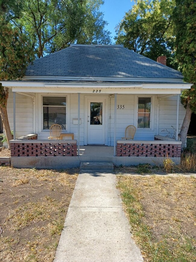 property at 335 S 5th E