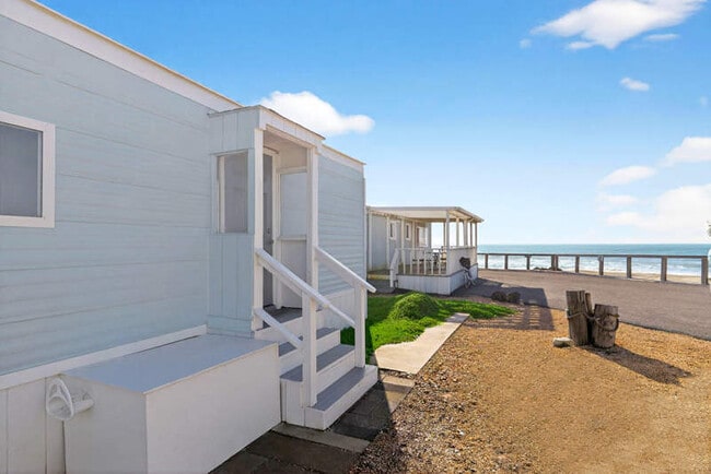 349 3rd Ave in Pacifica, CA - Building Photo - Building Photo