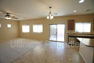 12123 W Leather Ln in Peoria, AZ - Building Photo - Building Photo