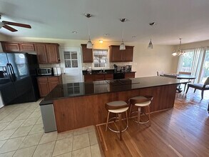 1937 Woodford Rd, Unit SI ID1473412P in Vienna, VA - Building Photo - Building Photo