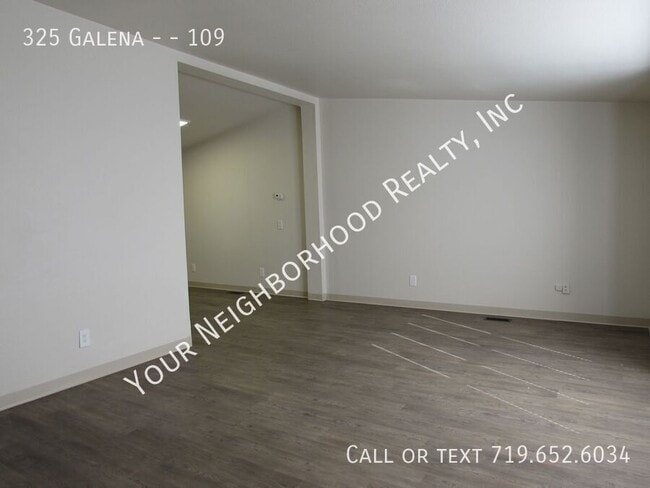 325 Galena Ave in Cripple Creek, CO - Foto de edificio - Building Photo