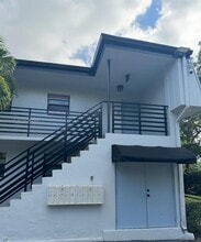 9751 Wayne Ave in Palmetto Bay, FL - Building Photo - Building Photo