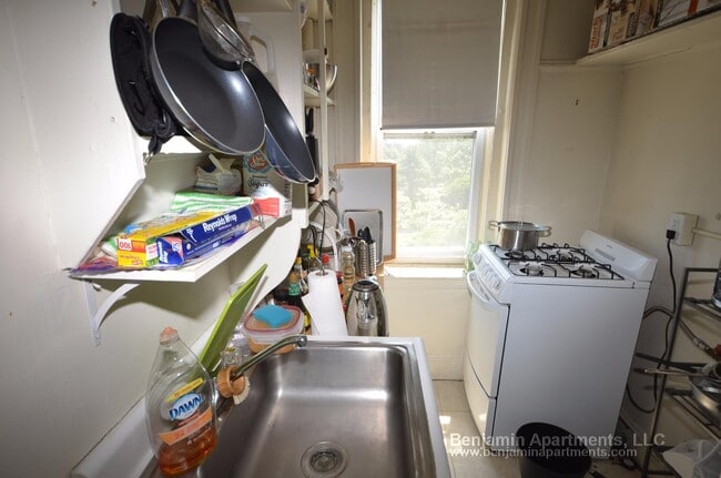 1179 Boylston St, Unit 49 in Boston, MA - Foto de edificio - Building Photo