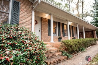 270 Segrest Cir in Athens, GA - Building Photo - Building Photo