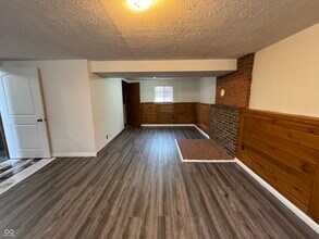 5739 Ensenada Ave in Indianapolis, IN - Building Photo - Building Photo