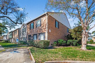 14381 Still Meadow Dr in Houston, TX - Building Photo - Building Photo