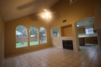 9244 Vigen Cir in Austin, TX - Building Photo - Building Photo