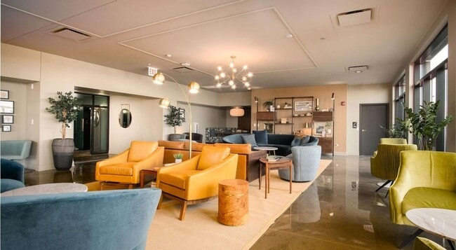 1135 W Winona St in Chicago, IL - Foto de edificio - Building Photo