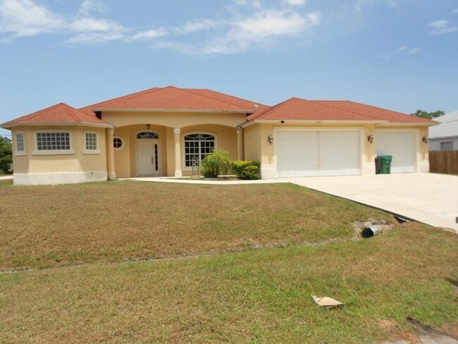 property at 1221 SE Navajo Ln