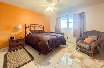 2230 Jackson St in Hollywood, FL - Building Photo - Building Photo