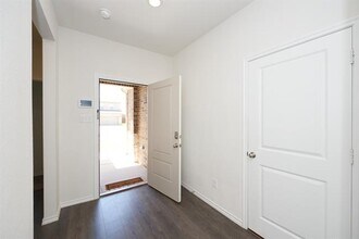 6225 Bracken Dr in Aubrey, TX - Building Photo - Building Photo