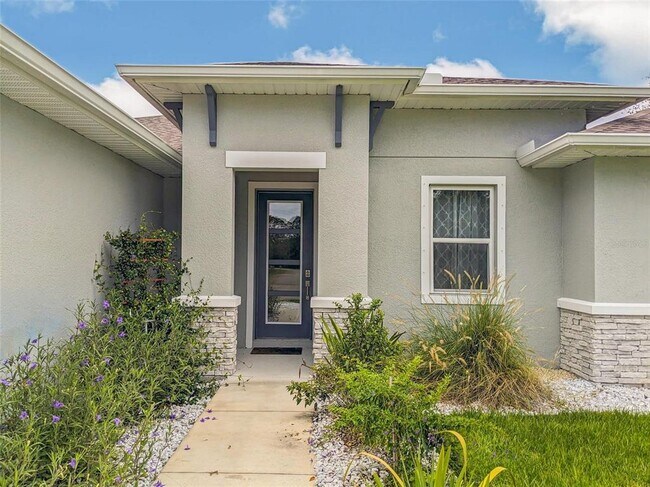 7295 Minardi St in North Port, FL - Building Photo - Building Photo